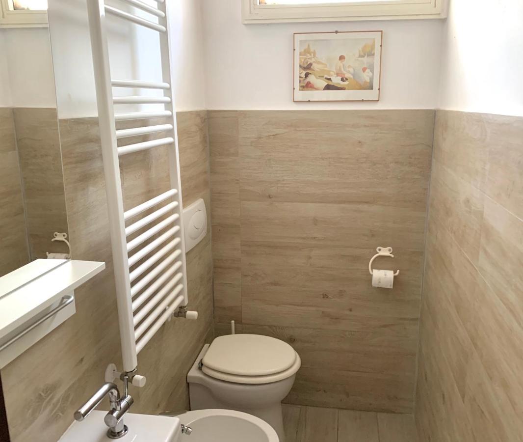 Santa Beach House Санта-Маринелла Екстер'єр фото